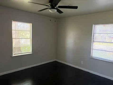 5782 Belcrest Street Houston TX 77033