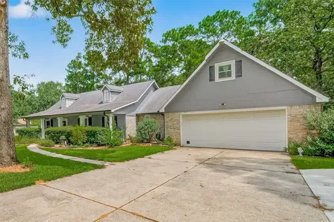 2103 Diane Street Pinehurst TX 77362