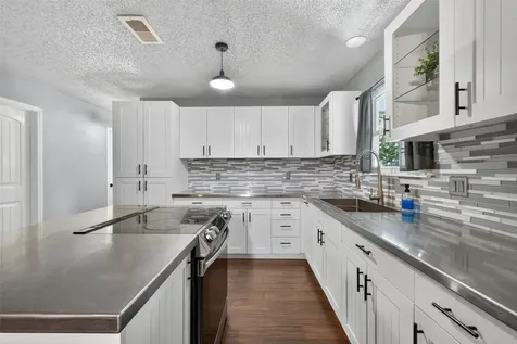 2103 Diane Street Pinehurst TX 77362