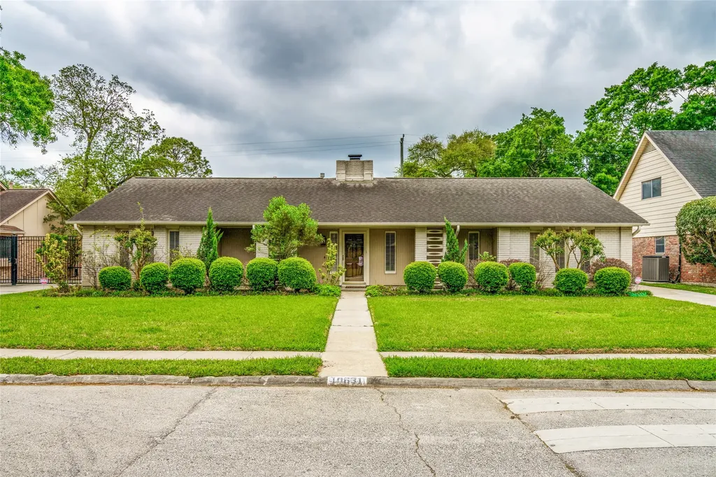10631 Del Monte Drive Houston TX 77042