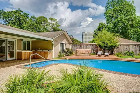10631 Del Monte Drive Houston TX 77042