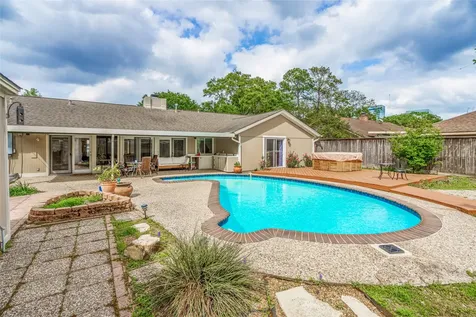 10631 Del Monte Drive Houston TX 77042