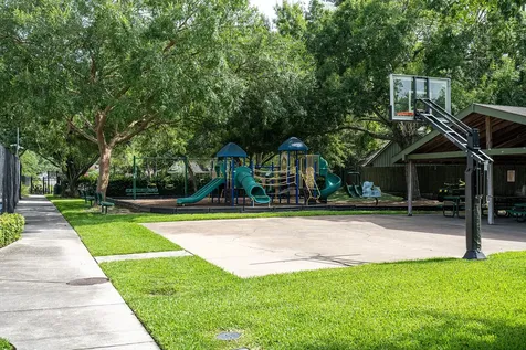 10631 Del Monte Drive Houston TX 77042