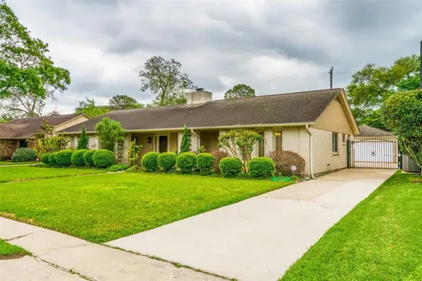 10631 Del Monte Drive Houston TX 77042