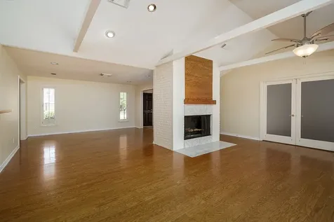 10631 Del Monte Drive Houston TX 77042