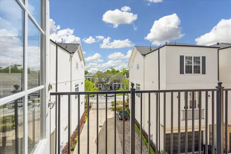 1033 Ashland Street A Houston TX 77008