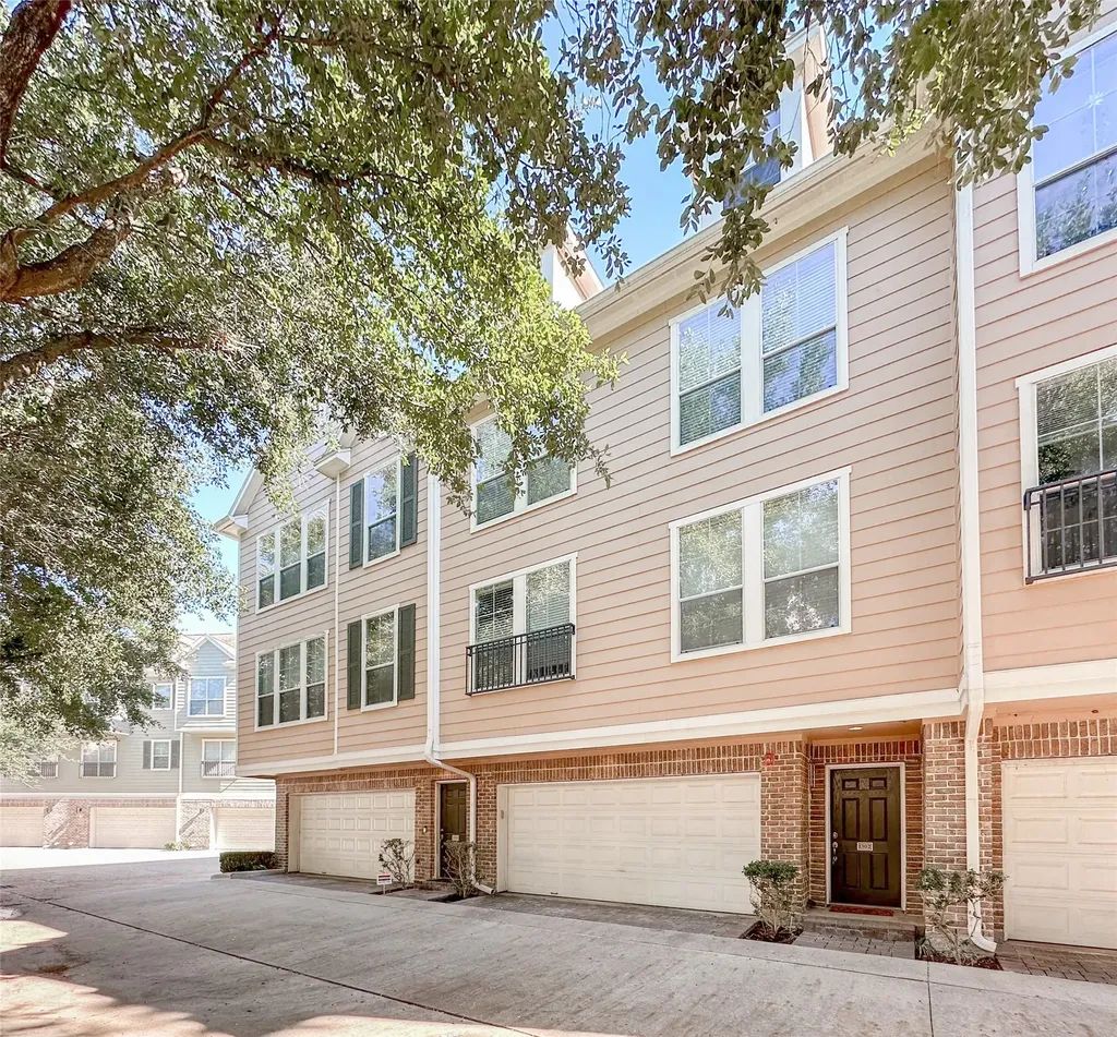 3001 Murworth Drive 1302 Houston TX 77025