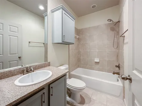 3001 Murworth Drive 1302 Houston TX 77025