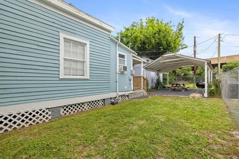 2119 Avenue P Galveston TX 77550