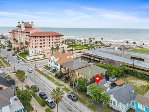 2119 Avenue P Galveston TX 77550