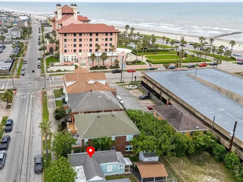 2119 Avenue P Galveston TX 77550