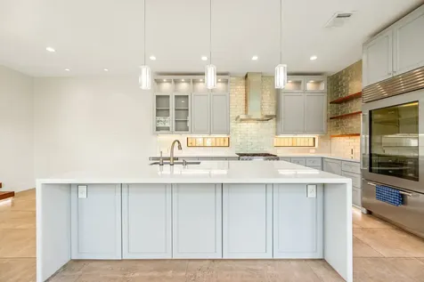 235 Malone Street Houston TX 77007