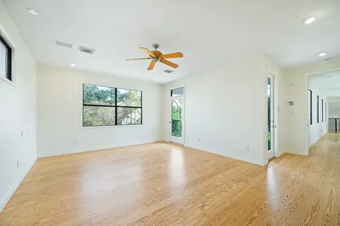 235 Malone Street Houston TX 77007