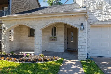 10707 Boardwalk Street Houston TX 77042