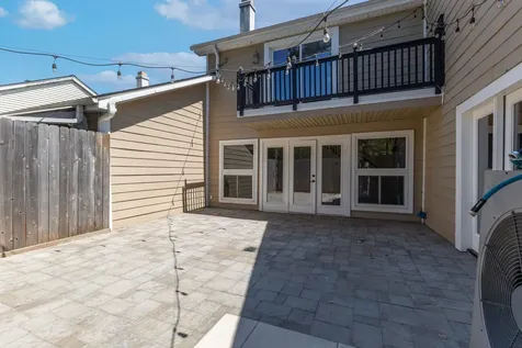 10707 Boardwalk Street Houston TX 77042