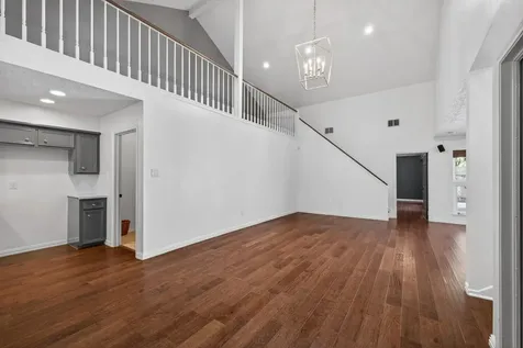 10707 Boardwalk Street Houston TX 77042