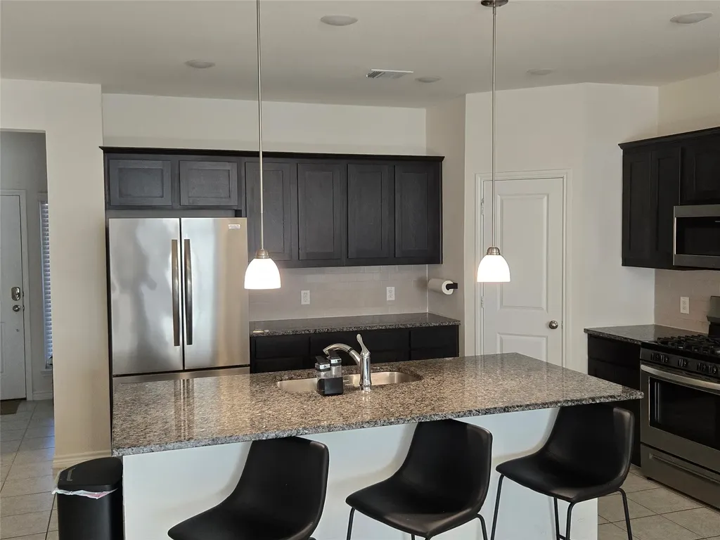 2932 Desert Lily Lane Fort Worth TX 76108