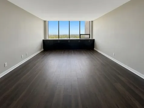 6335 W Northwest Highway 1815 Dallas TX 75225