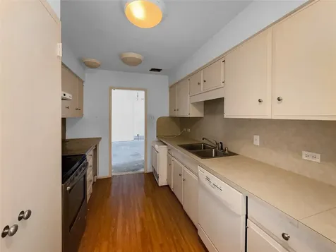 6335 W Northwest Highway 1815 Dallas TX 75225