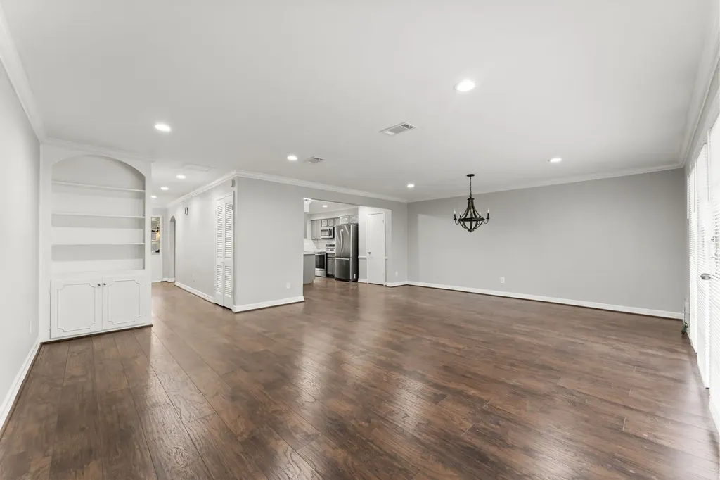 13346 Trail Hollow Drive 3346 Houston TX 77079