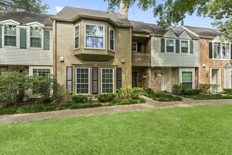 13346 Trail Hollow Drive 3346 Houston TX 77079