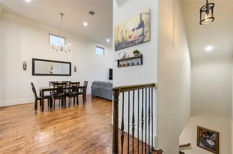 411 W 17th Street B Houston TX 77008