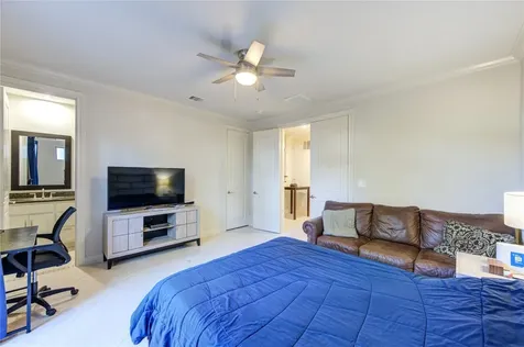 411 W 17th Street B Houston TX 77008
