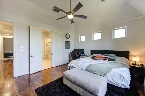 411 W 17th Street B Houston TX 77008