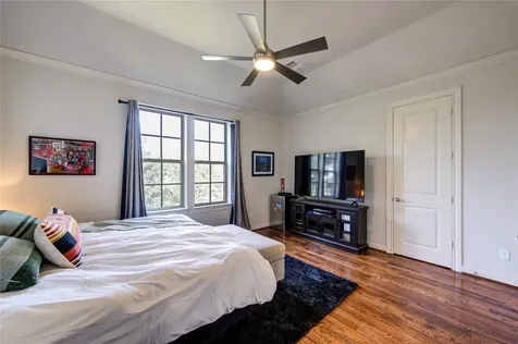 411 W 17th Street B Houston TX 77008