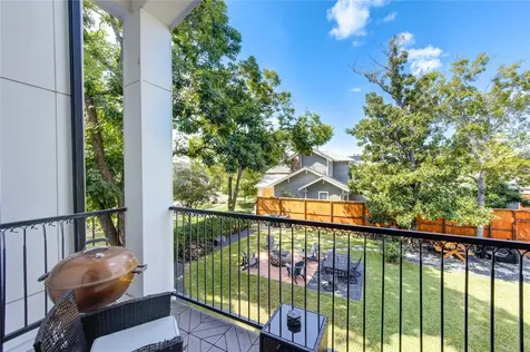 411 W 17th Street B Houston TX 77008