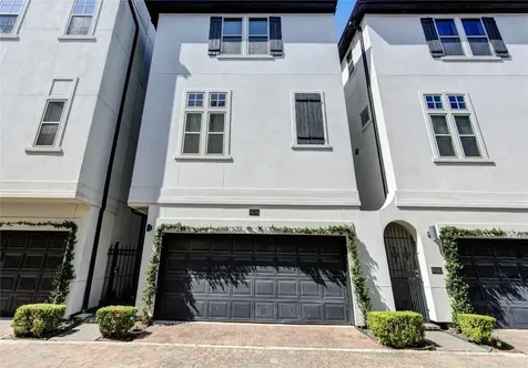411 W 17th Street B Houston TX 77008