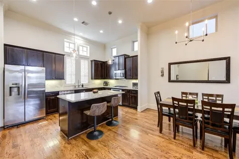 411 W 17th Street B Houston TX 77008