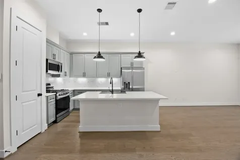 2625 Paul Quinn Street A Houston TX 77091