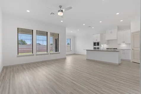3304 Woodrose Orchard Pearland TX 77581