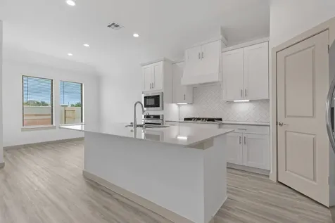 3304 Woodrose Orchard Pearland TX 77581