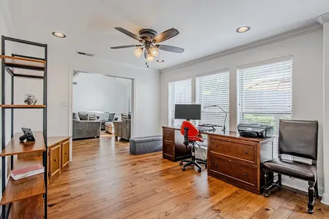 10307 Piping Rock Lane Houston TX 77042