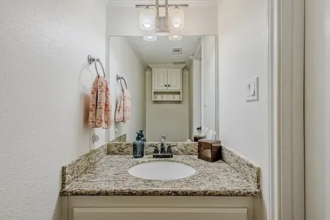10307 Piping Rock Lane Houston TX 77042