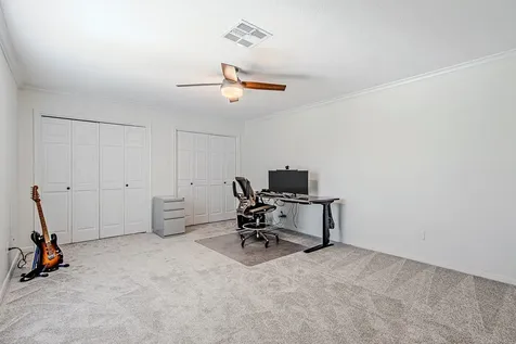 10307 Piping Rock Lane Houston TX 77042
