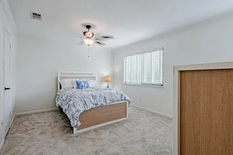 10307 Piping Rock Lane Houston TX 77042