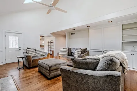 10307 Piping Rock Lane Houston TX 77042