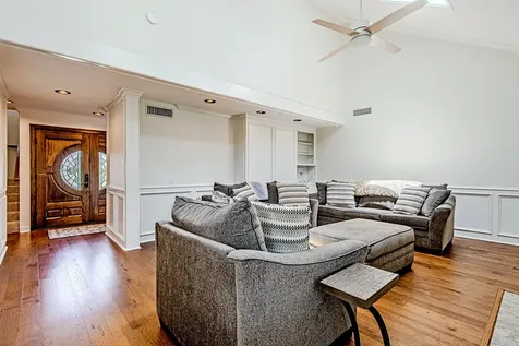 10307 Piping Rock Lane Houston TX 77042
