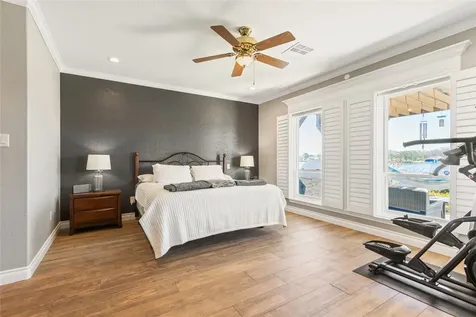 11 Villas Ways Drive Conroe TX 77356