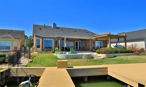 11 Villas Ways Drive Conroe TX 77356
