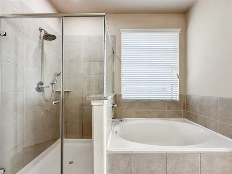 332 Country Crossing Circle Magnolia TX 77354
