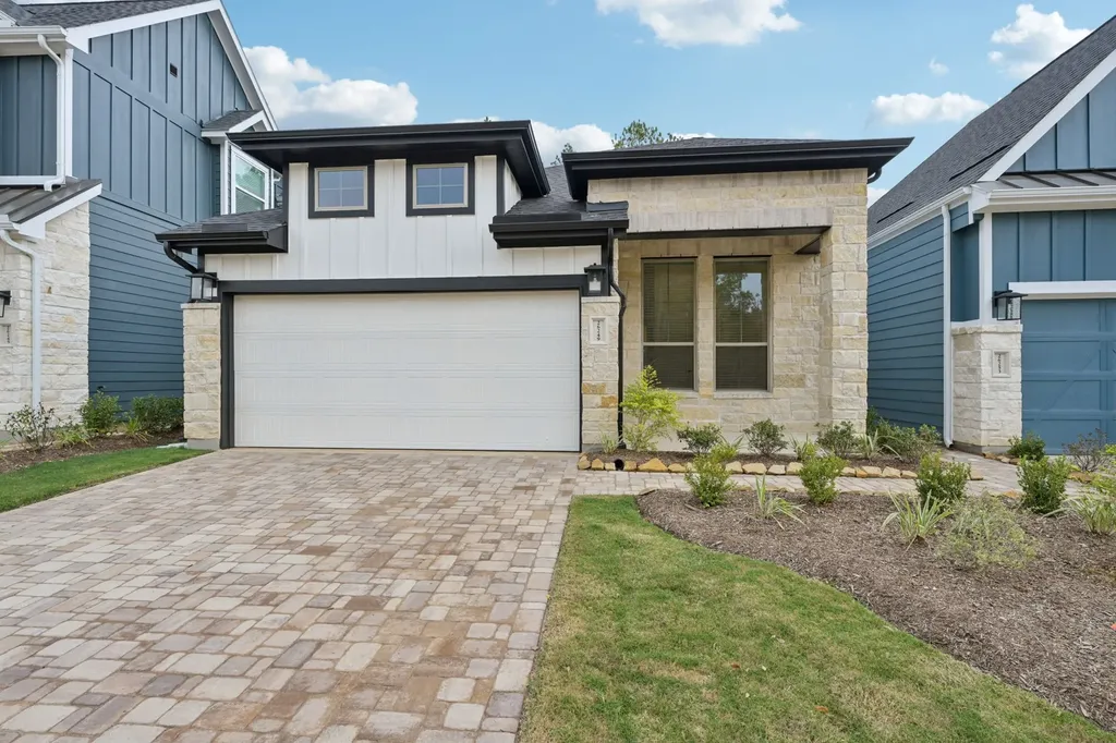 26249 E Outrider Banks Circle Montgomery TX 77316