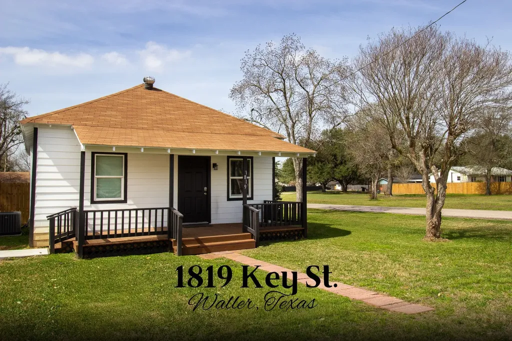 1819 Key Street Waller TX 77484