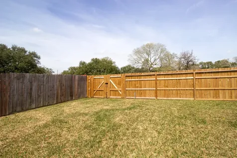 1819 Key Street Waller TX 77484