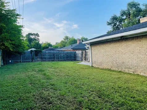 12431 Huntington Field Drive Houston TX 77099