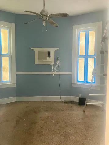 2721 P 1/2 Avenue Galveston TX 77550