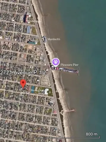 2721 P 1/2 Avenue Galveston TX 77550